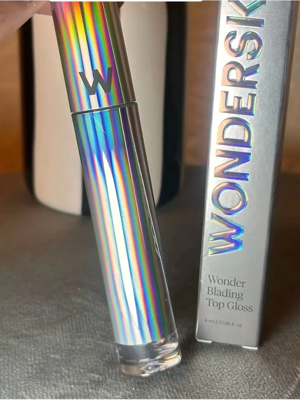 Wonderskin wonder blading top gloss Holographic